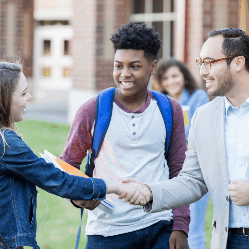 Real-time visitor tracking in schools